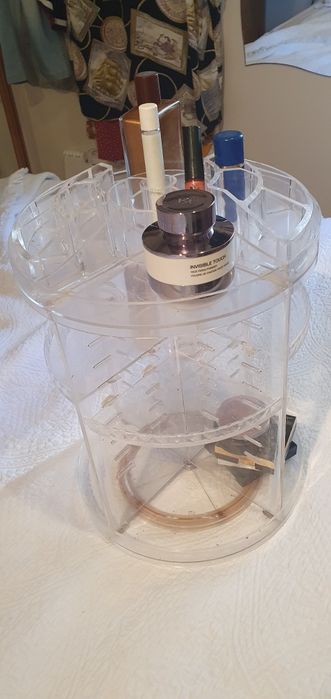 Organizafor de maquilhagem em acrílico