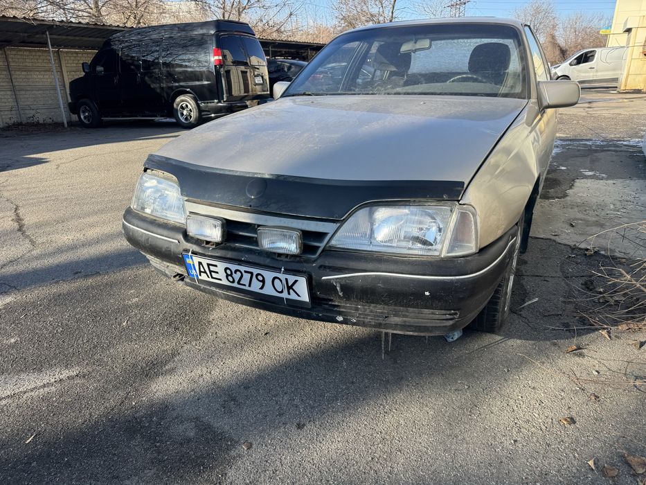Opel Omega 2.0 в хорошем состоянии с переоформлением