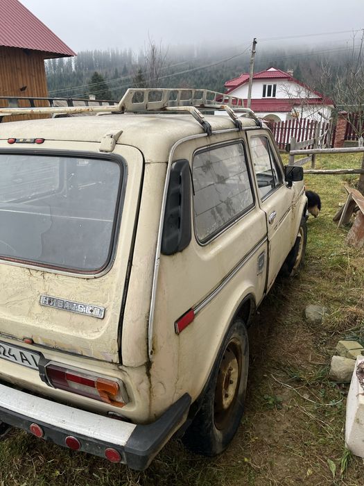 Продам ниву 2121