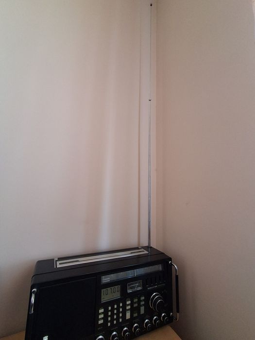 Продам радіо GRUNDIG SATELLIT 600