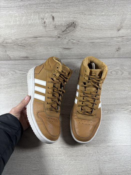 Adidas Hoops утеплені чоловічі кросівки 40 розміру