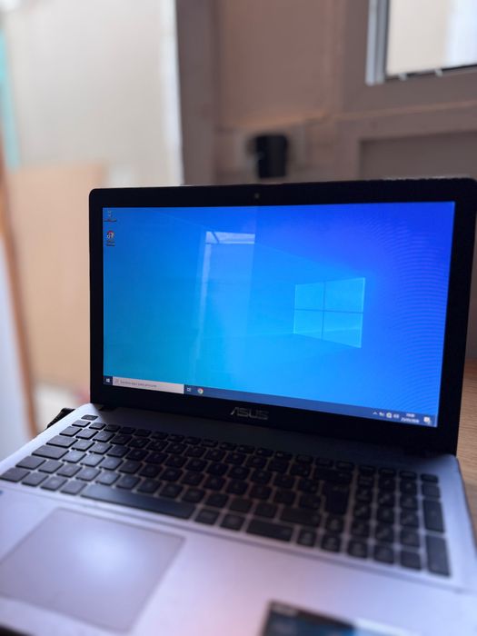 Portátil Asus ótimo para estudos