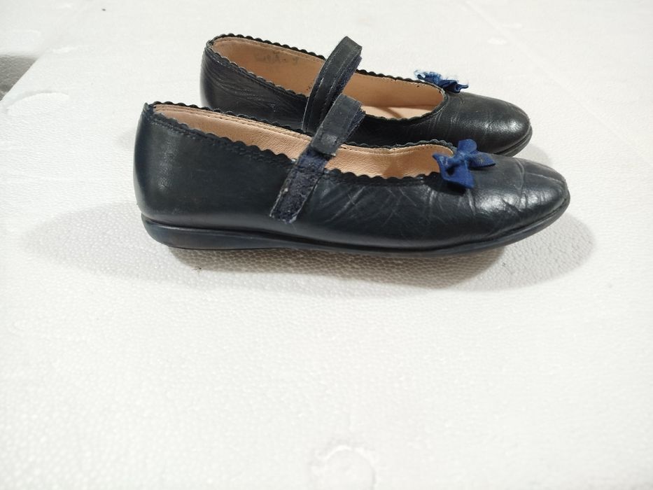 Sapatos de farda, em pele, n 33