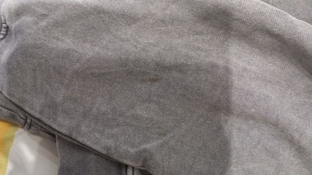 Dwie fajne bluzy młodzieżowe