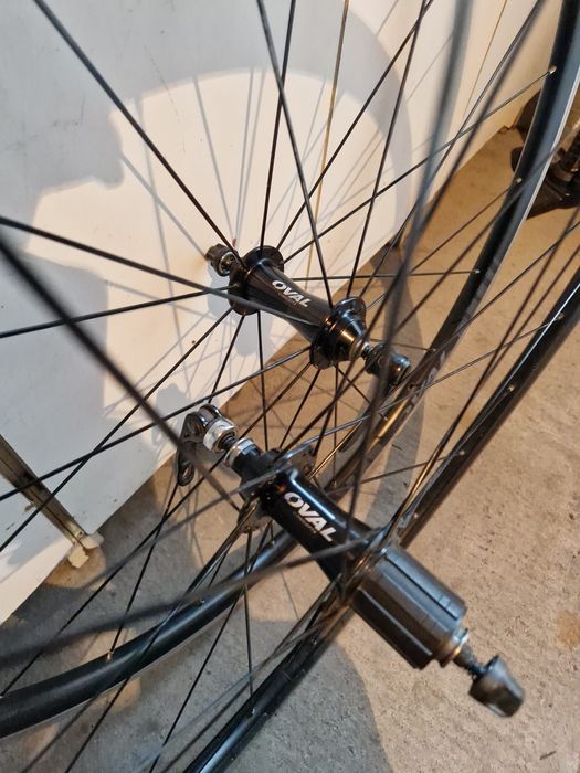 Koła szosowe Oval 28"