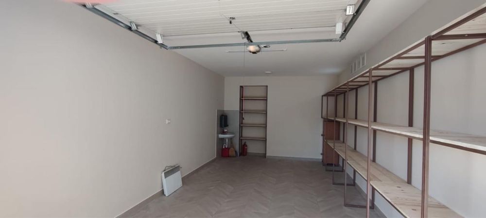 Довгострокова оренда гаража
