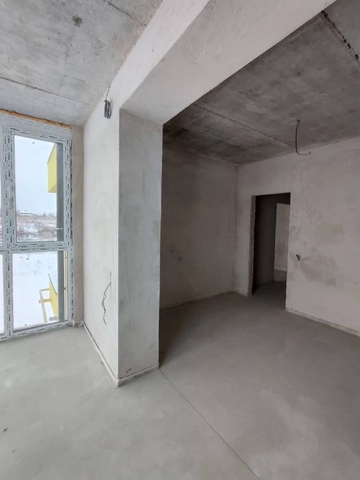 Квартира у новобудові з власним паркомісцем