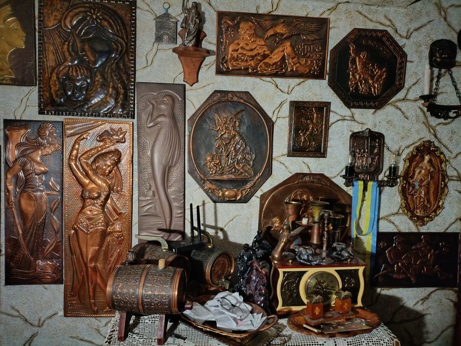 Чеканка медная .9 шт. Карабль