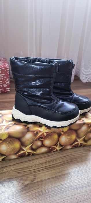 Зимові дутики для дівчинки