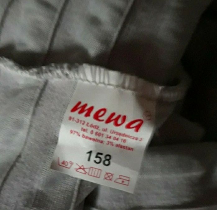 Piękna dziewczęca sukienka na 152 -158.