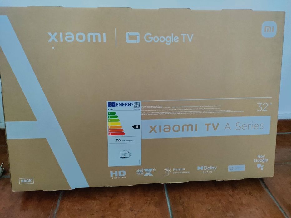 Tv 32" Xiaomi nova em caixa