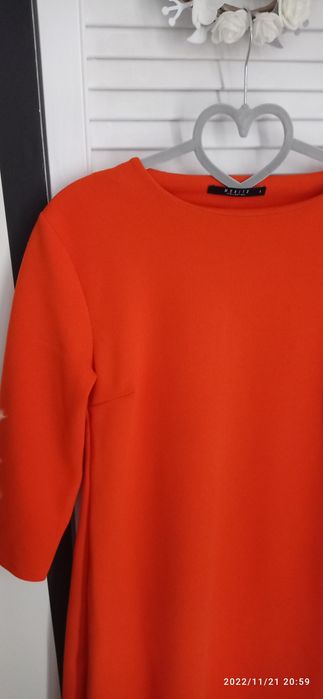 Piękna trapezowa sukienka 36 Mohito