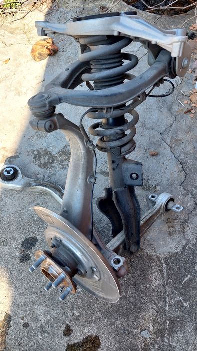 Підвіска Tesla model 3