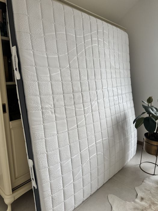 Materac Hilding salsa 180x200 stan idealny