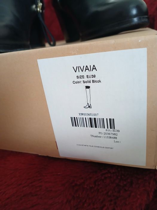 Ботінки  бренду VIVAIA