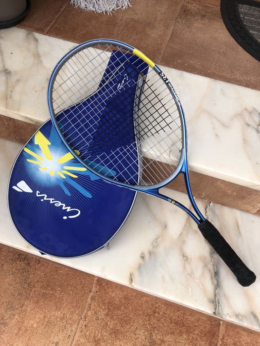 Raquete de tenis a baixo preço