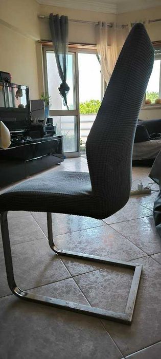 Mesa de sala em vidro c/ 6 cadeiras
