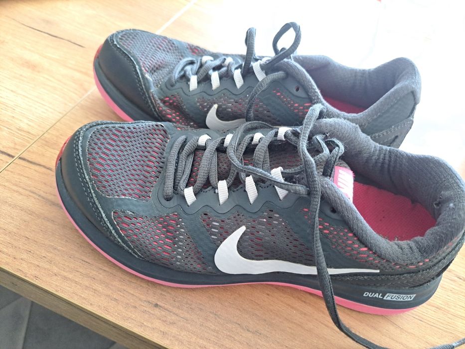 Buty Nike rozmiar 36.5