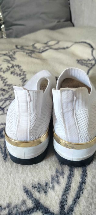 Białe Wsuwane Buty Sportowe sneakersy na Grubej Podeszwie