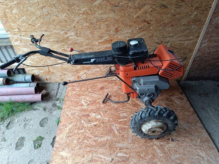 Traktorek Fortschritt E931,50