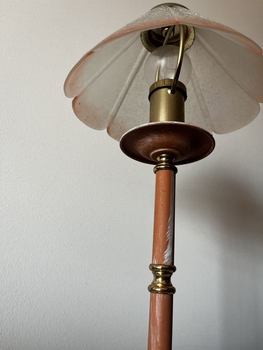 bedside lamp430227285439959044