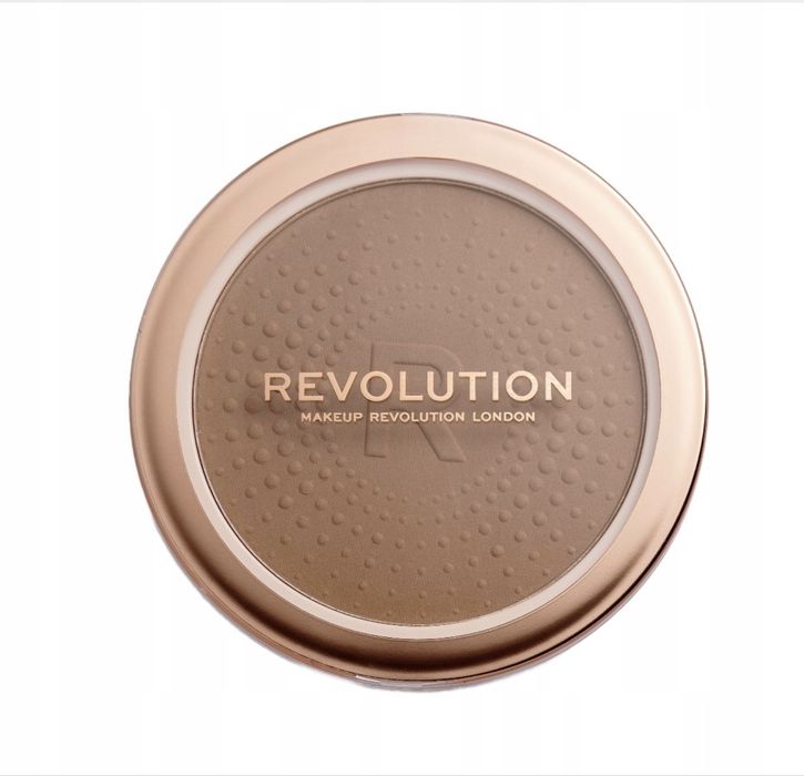 Revolution Mega Bronzer do twarzy matowy prasowany 01 Cool 15g