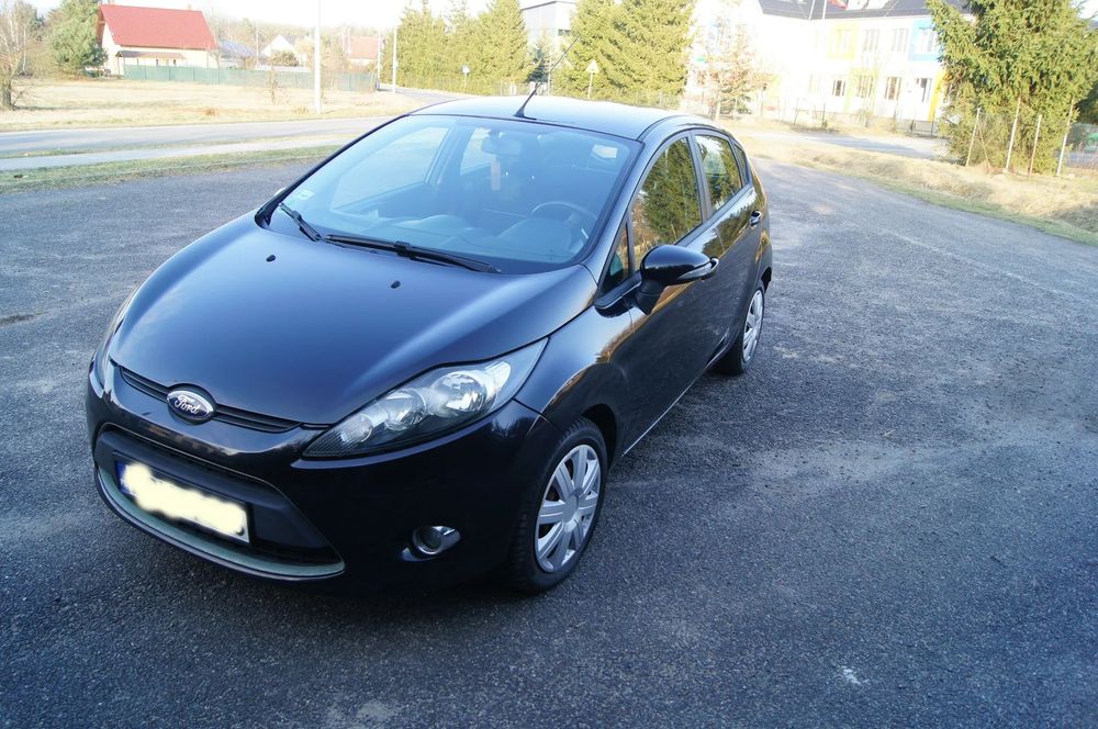 Ford Fiesta zadbane miejskie auto, cały czas użytkowane