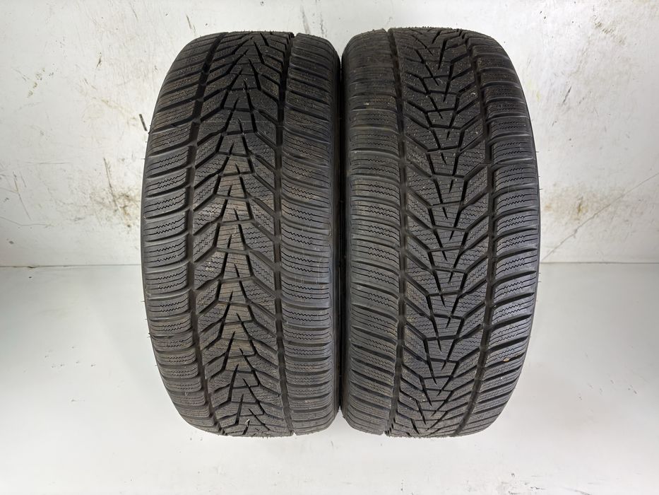 Opony zimowe jak nowe 235/45R18 Hankook dot.2024 op.027