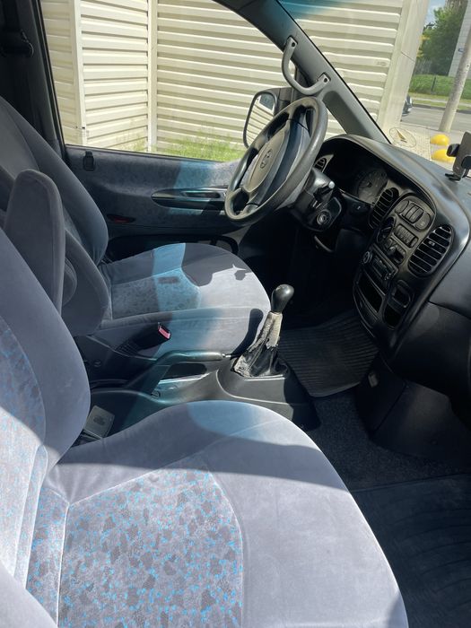 Hyundai H1. 4x4   3 000$