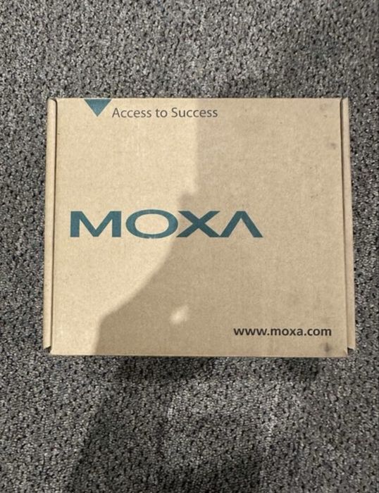 Moxa uc-7101 Wbudowany komputer przemysłowy