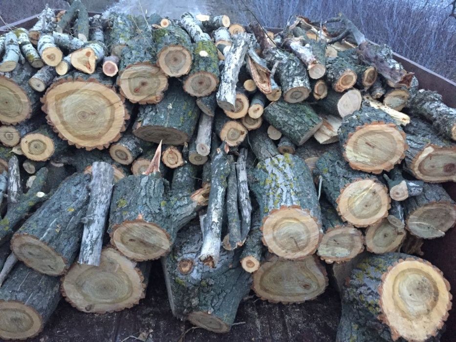 Дрова не дорого. Метраж, чурка ,колотые. Акация, дуб, ясень