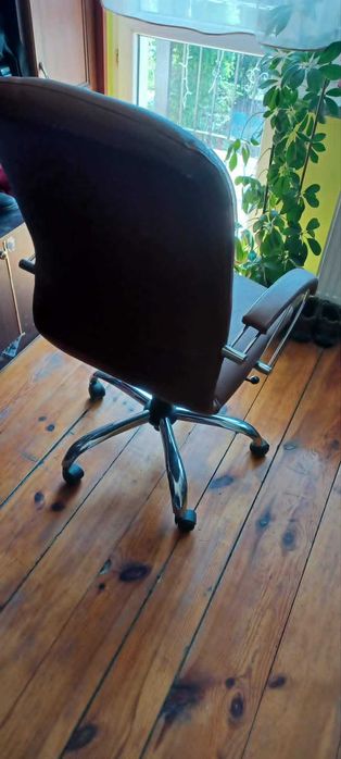 Fotel biurowy ekoskóra