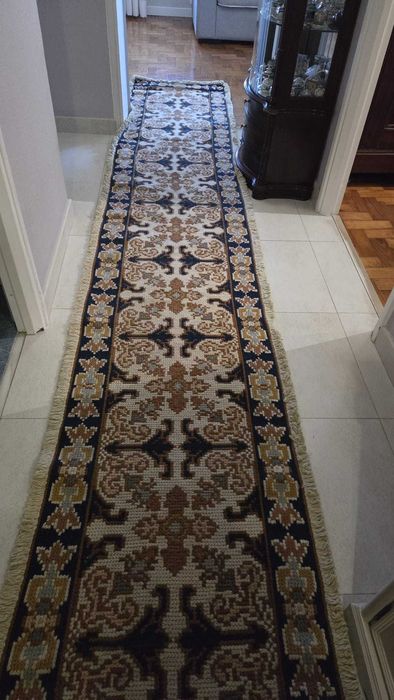 Tapete/Passadeira em ponto de Arraiolos 5,40mx0,68cm