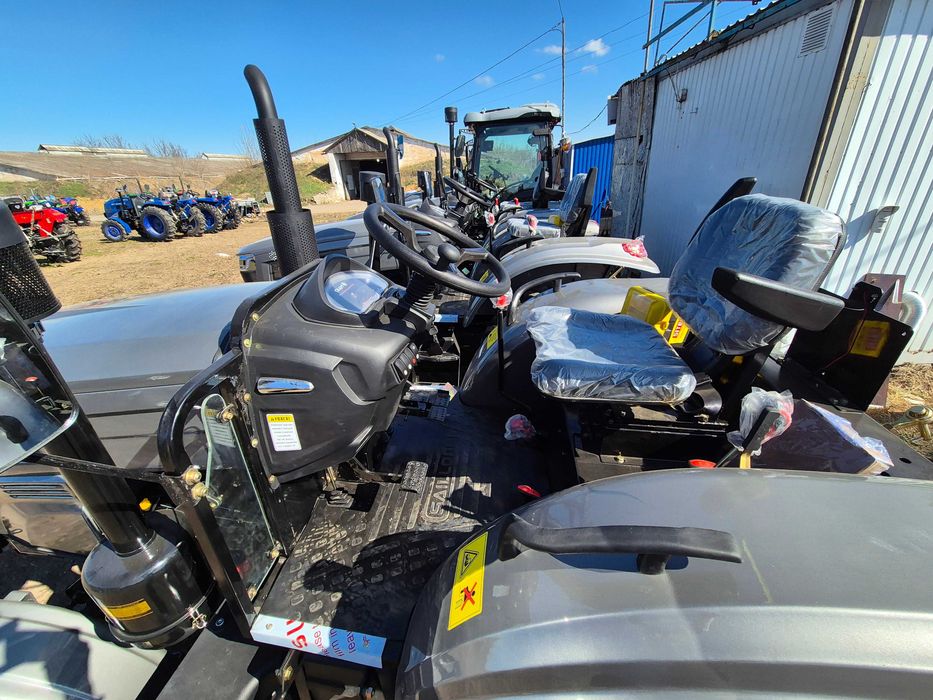 Трактор Скаут 404 ТУ новая модель доставка на дом без предоплаты