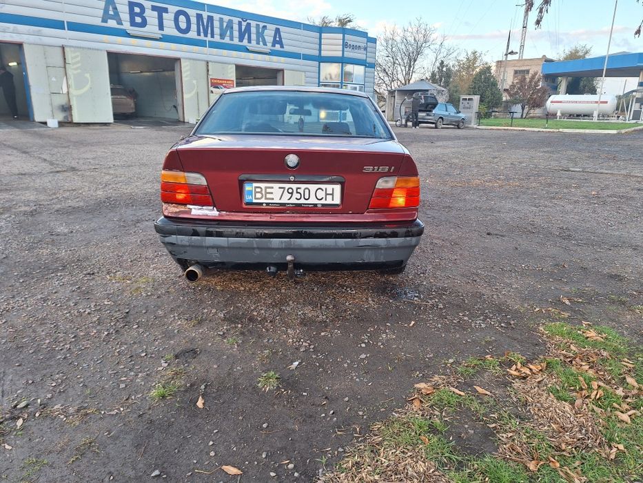 Продам е36, 1.8 бензин