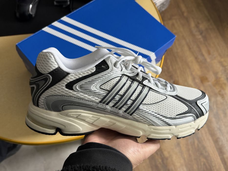 Оригінал  Adidas Response CL Originals IG6226 /27см, 29,5см, 30см/