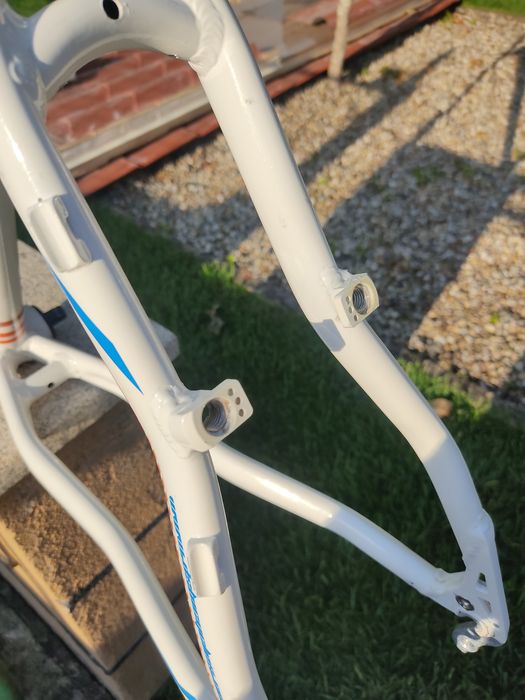 Quadro de bicicleta BTT - Alumínio