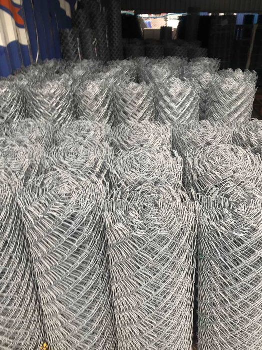 Siatka pleciona ogrodzeniowa ocynkowana fi 2,5