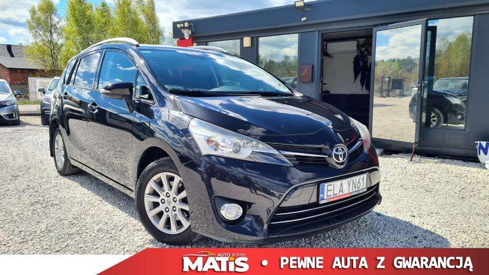 Toyota Verso 1.8BENZ manual Navi kamera 7 osob bi xenony climatronic