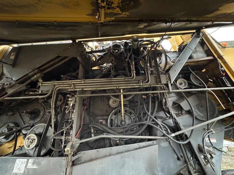 Комбайн CAT Lexion 460