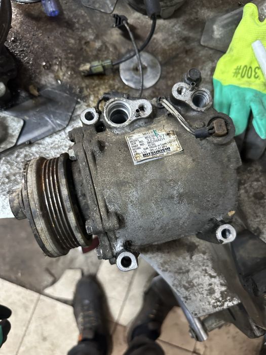 Компрессор кандиционера митсубиши лансер 9