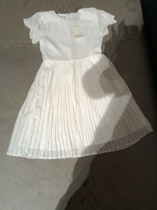 Biała sukienka dla 9-11 latki