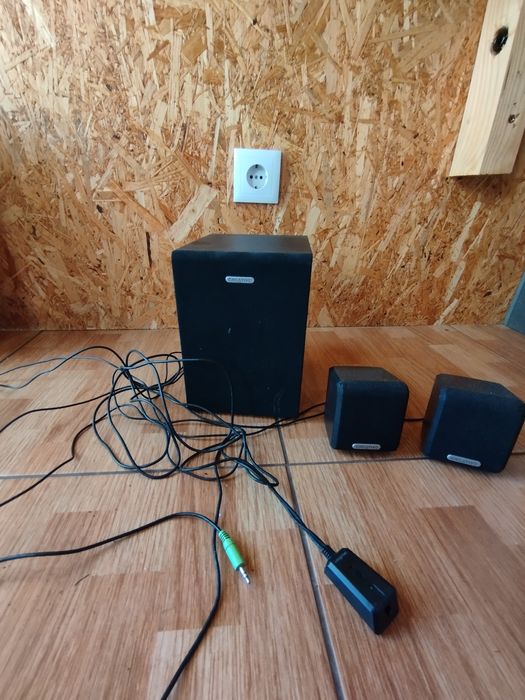 Colunas de som creative