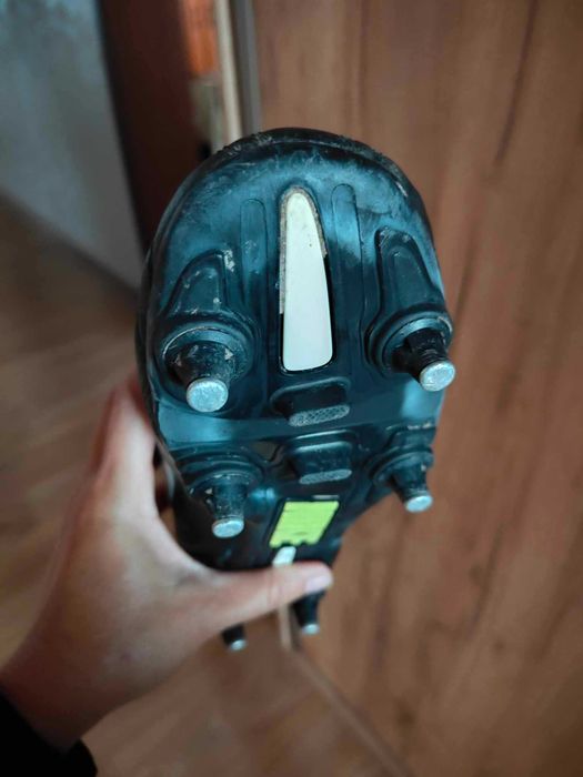 Korki piłkarskie "Nike" Czarne r. 41