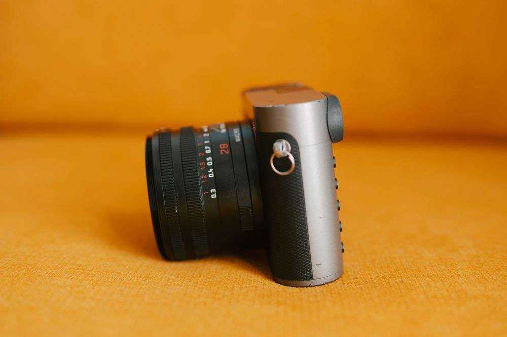 Leica Q Typ 116 edição Titanium Gray