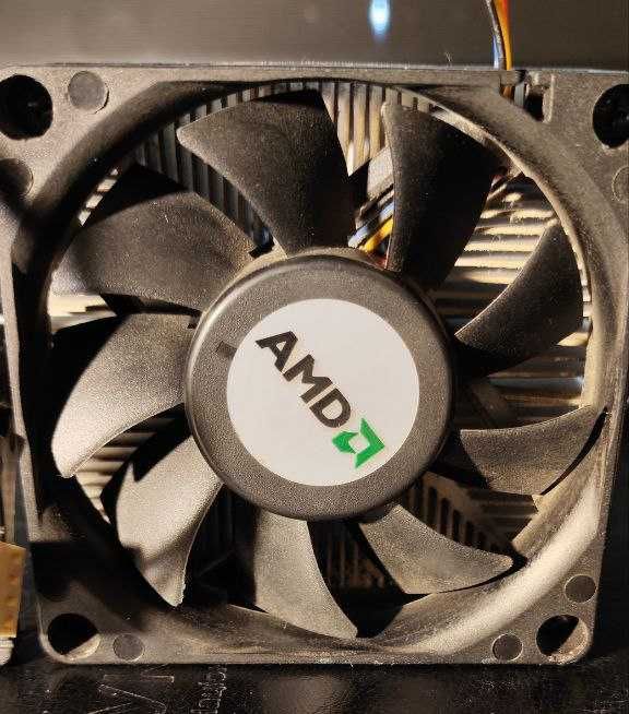 Процесор AMD Athlon II X250