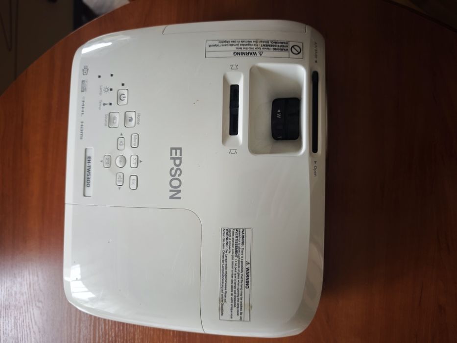 Projektor Epson EH-TW5300