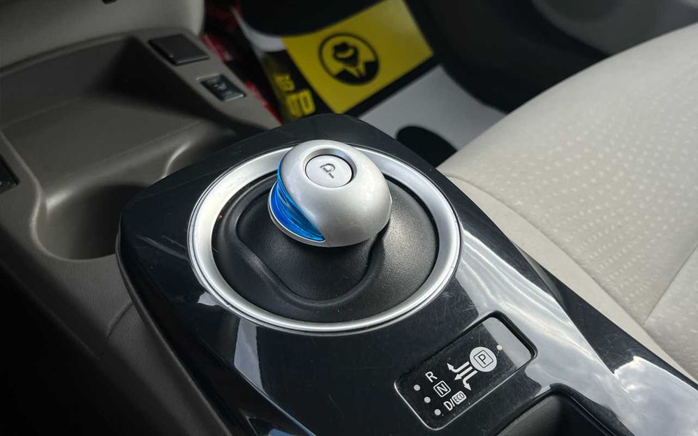 Nissan Leaf 2012