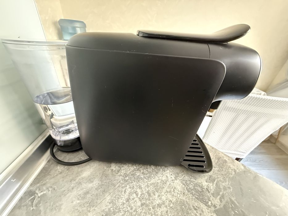 Капсульная кофемашина Philips L’OR Barista Sublime LM9012/60