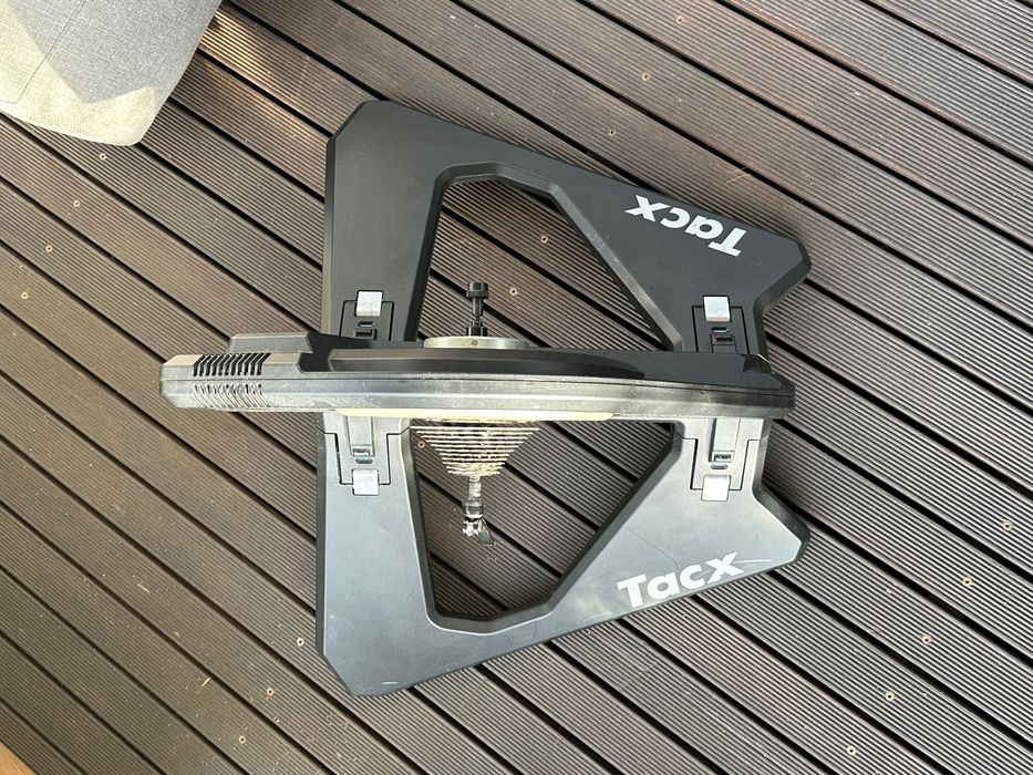 TACX NEO Smart trenażer T2800